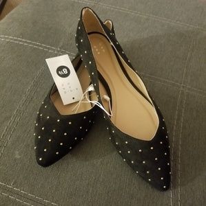 Ballet flats